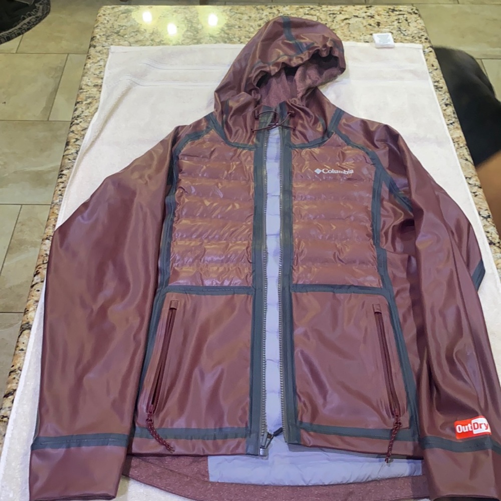 Women’s Columbia out dry reversible hooded jacket